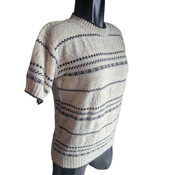 Seperate Scene Short Sleeve Beige and Black Sweater M - Picture 3 of 7